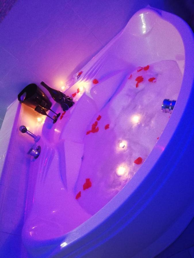 V&M Suite Con Jacuzzi Ostuni Ngoại thất bức ảnh