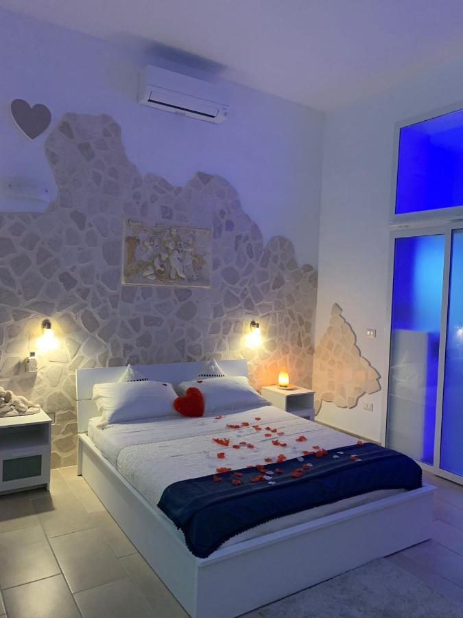 V&M Suite Con Jacuzzi Ostuni Ngoại thất bức ảnh
